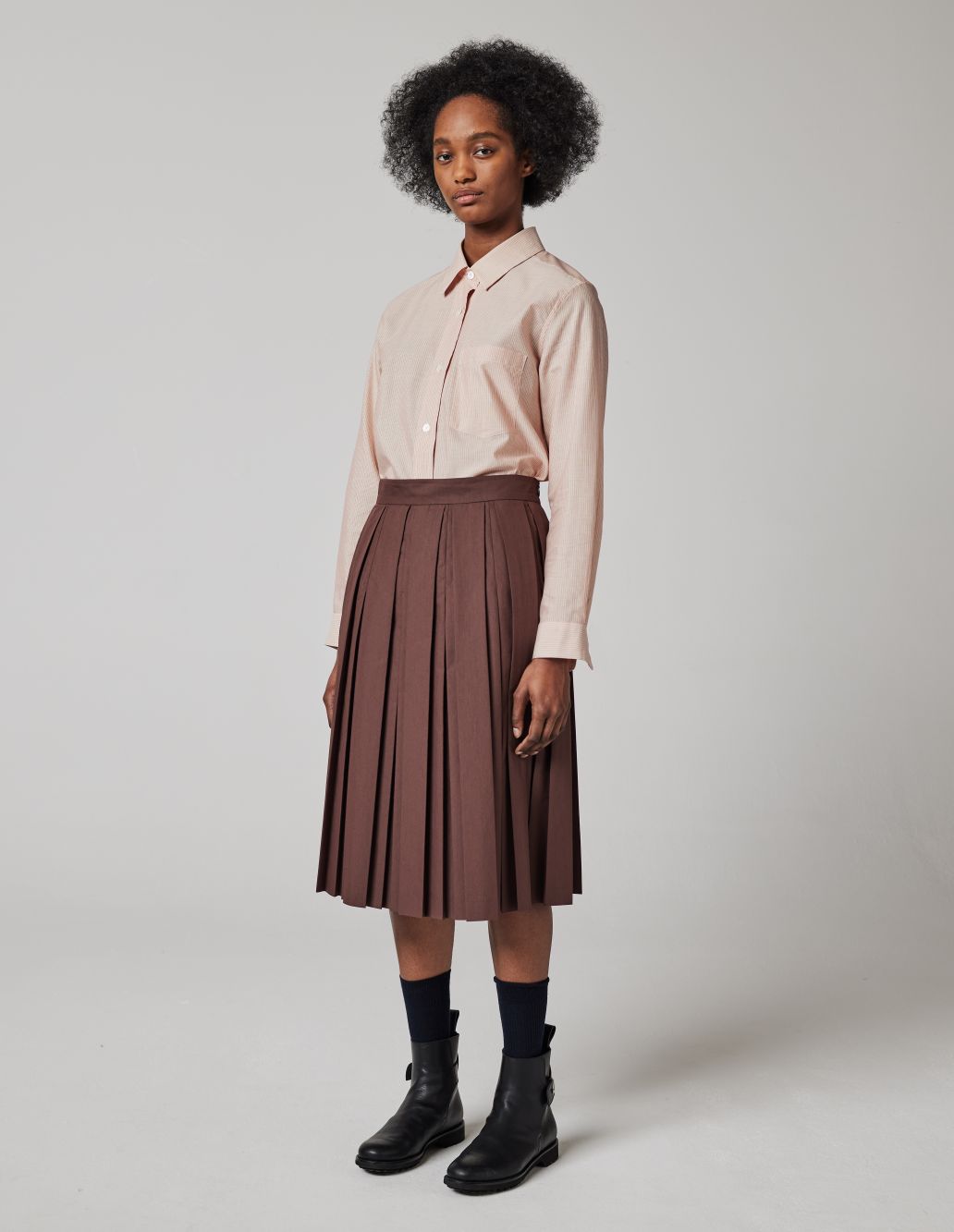 MODERN PLEAT SKIRT