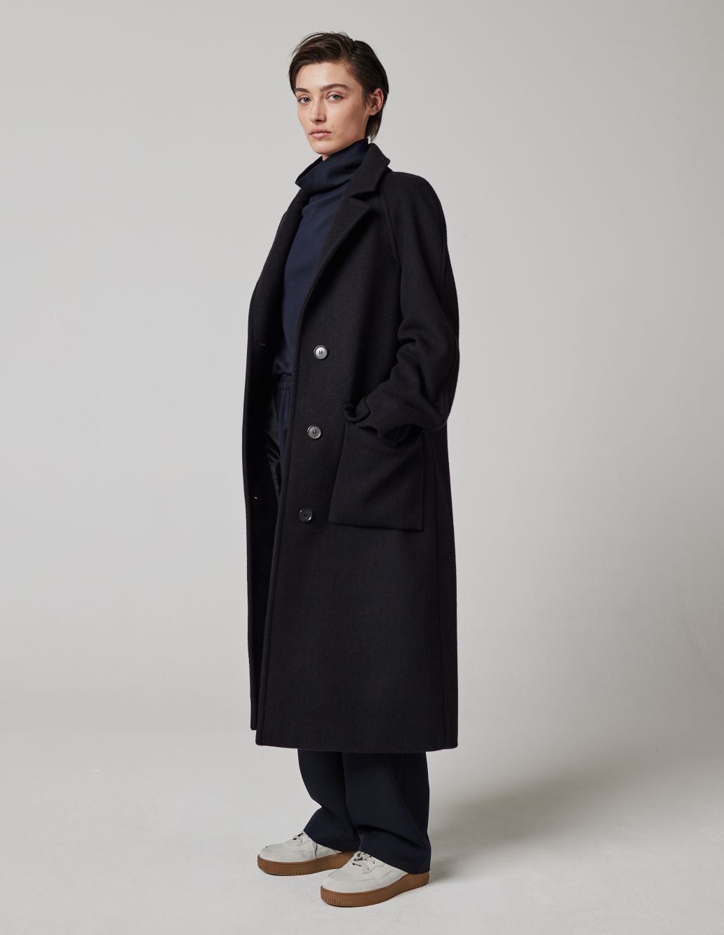 RAGLAN OVERCOAT