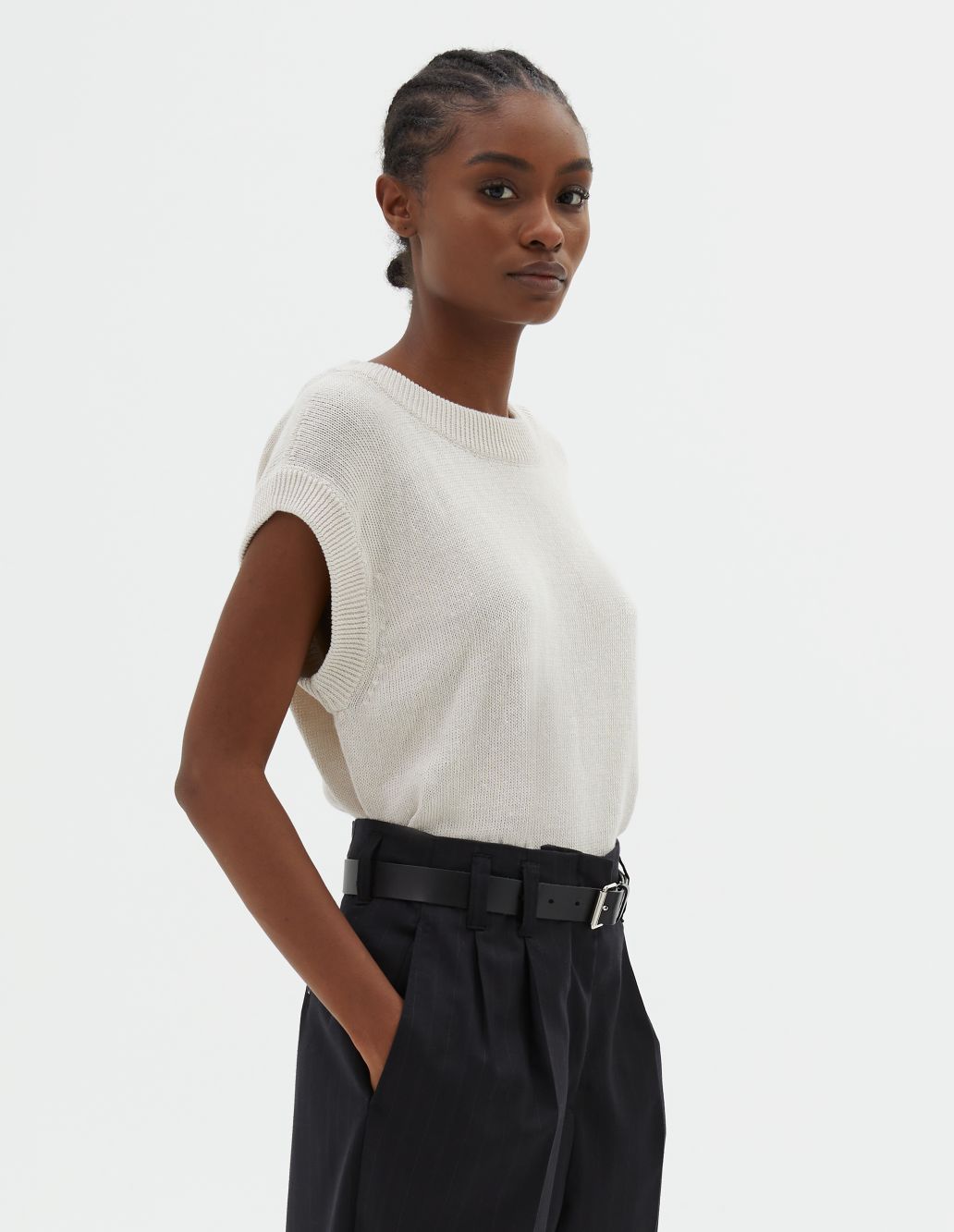 MARGARET HOWELL - Chalk linen cotton open neck tank | Margaret Howell