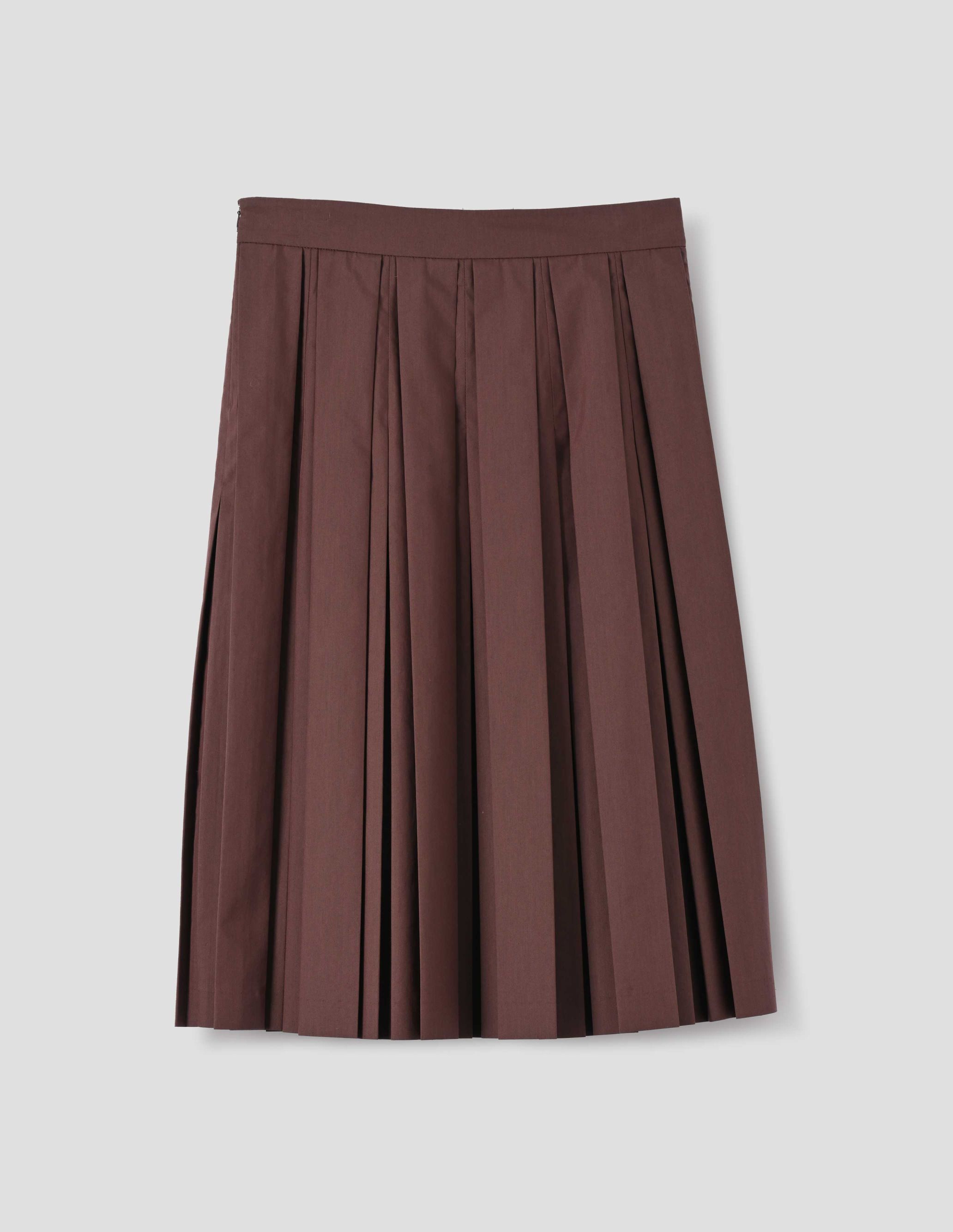 PLAIN PLEATED SKIRT FABRIC at Rs 75/piece in Surat