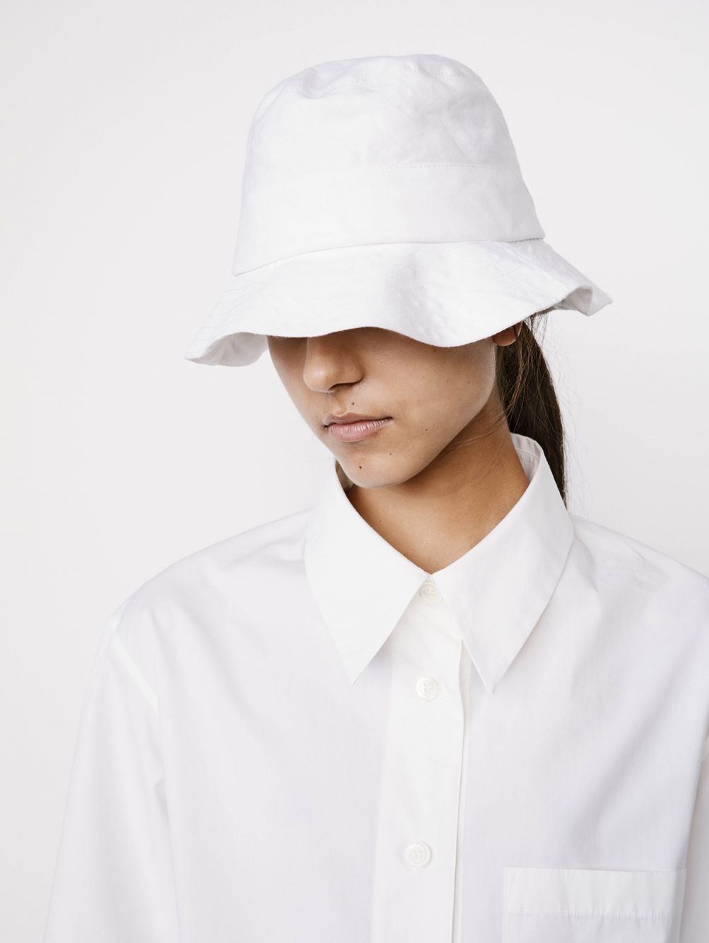 MARGARET HOWELL - White linen Trilby hat | Margaret Howell