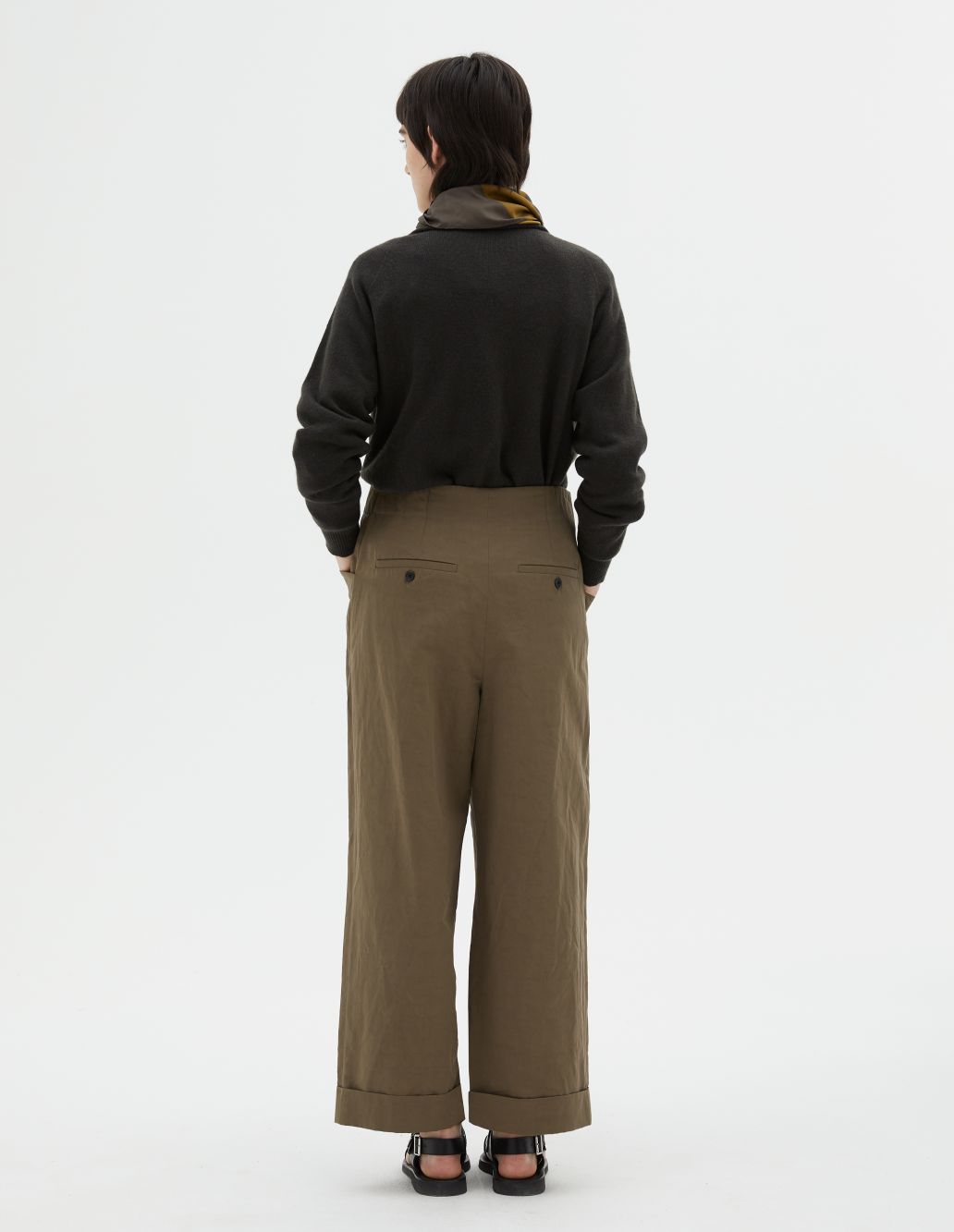 MARGARET HOWELL - Mouse cotton linen twill relaxed crop trousers ...